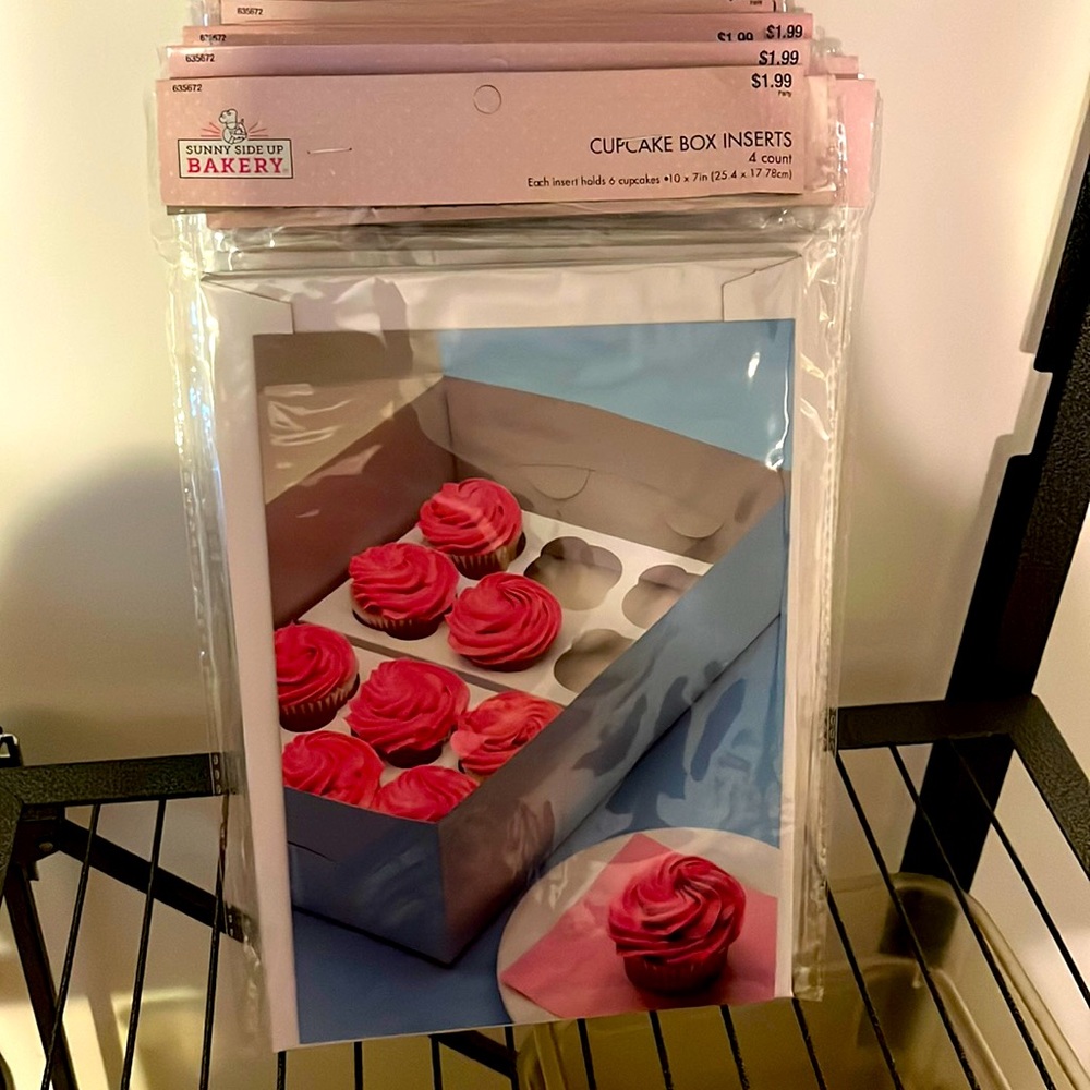 Sunny side up bakery cupcake box inserts